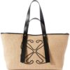 22103601_52257190_1000.jpg Off-White Arrows raffia tote bag