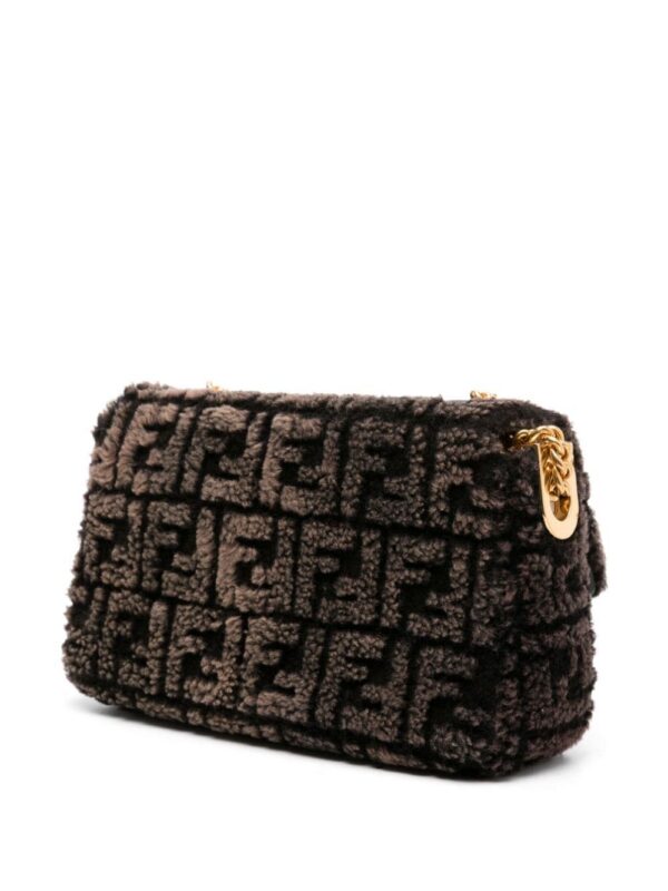 22205311_52223506_1000.jpg FENDI Baguette FF motif shoulder bag