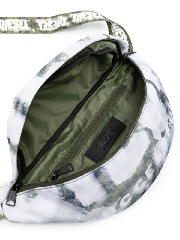 22214210_52059333_1000.jpg Diesel graphic-print belt bag