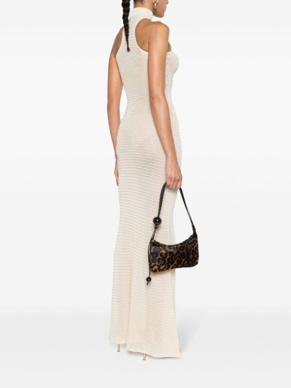 22240956_52911326_1000.jpg Jacquemus Le Bisou Perle shoulder bag