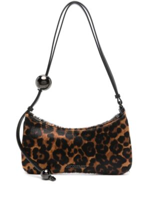 22240956_52911329_1000.jpg Jacquemus Le Bisou Perle shoulder bag