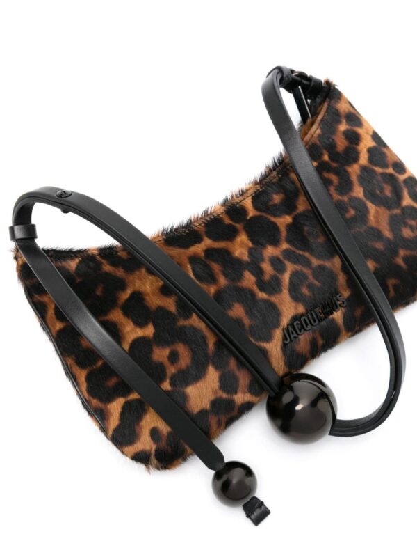 22240956_52911331_1000.jpg Jacquemus Le Bisou Perle shoulder bag
