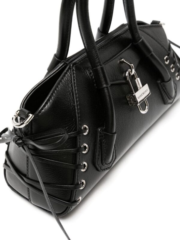 22242473_52478343_1000.jpg Givenchy mini Antigona crossbody bag