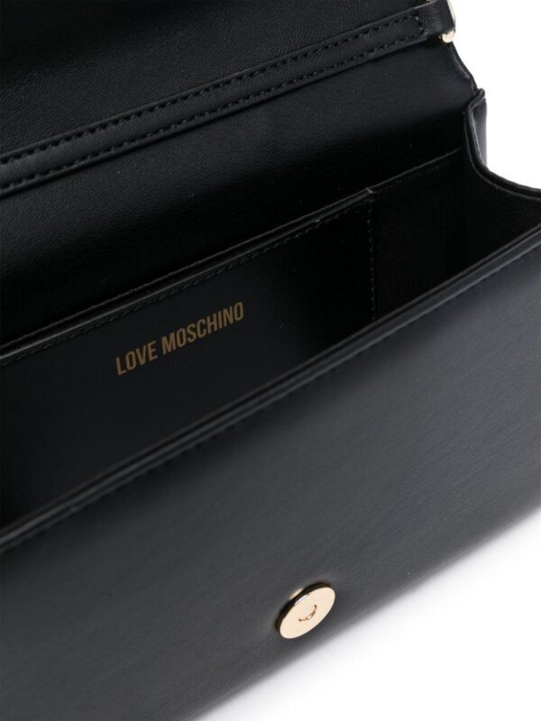 22390226_52339915_1000.jpg Love Moschino logo-plaque shoulder bag