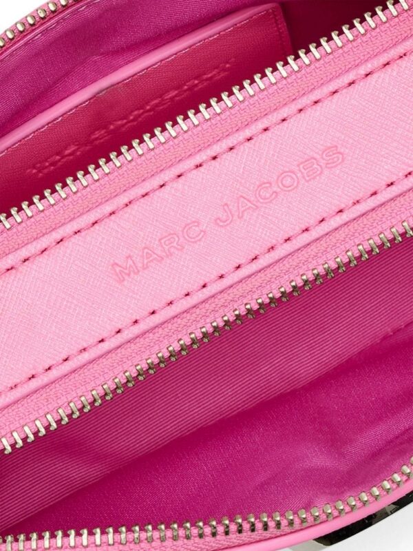 22511193_52671271_1000.jpg Marc Jacobs The Slingshot shoulder bag