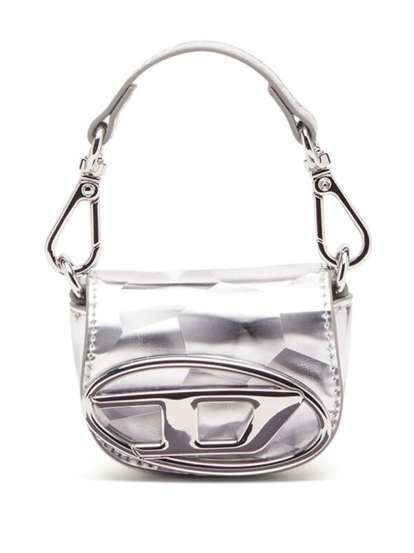 22554880_53092273_1000.jpg Diesel 1dr Xxs metallic-leather shoulder bag