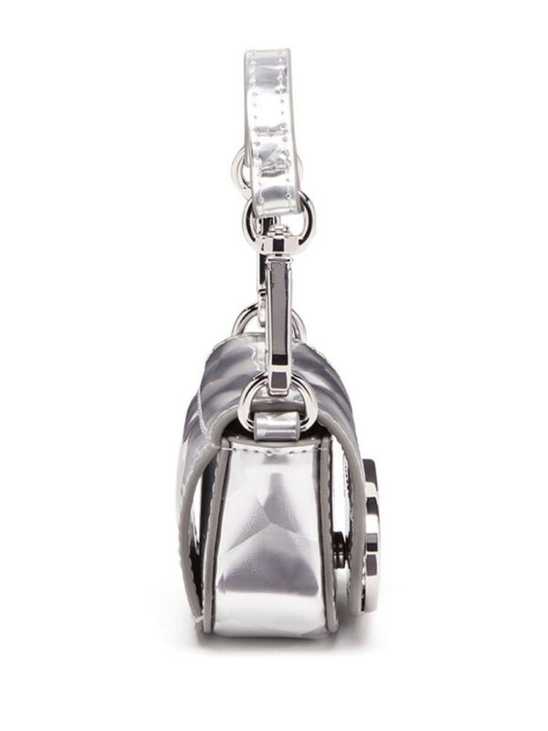 22554880_53092277_1000.jpg Diesel 1dr Xxs metallic-leather shoulder bag