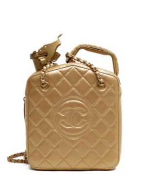 22631378_52567499_1000.jpg CHANEL Paris Dubai handbag
