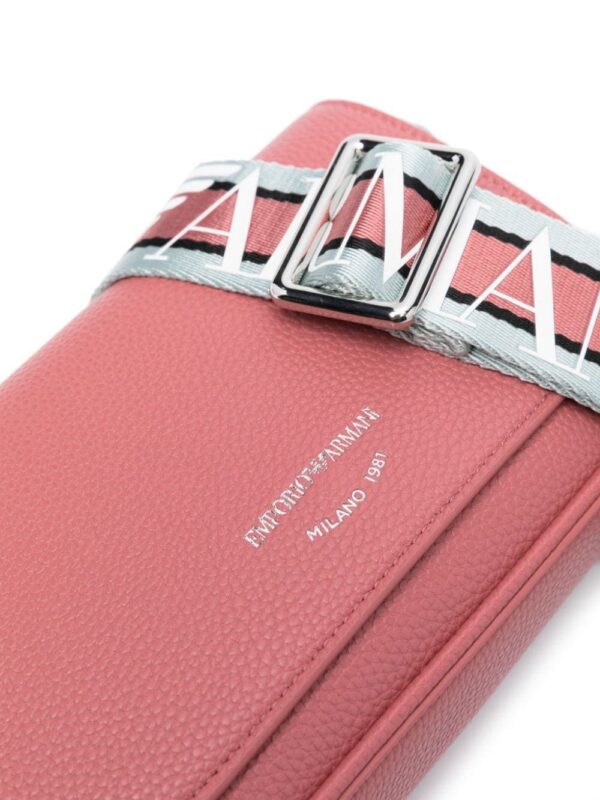 22705310_52743067_1000.jpg Emporio Armani logo-print shoulder bag