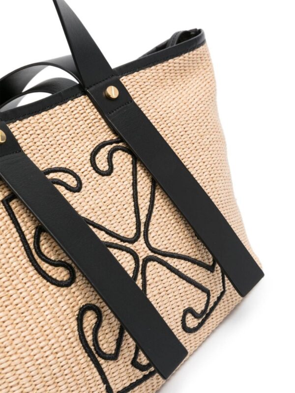 22871620_52961067_1000.jpg Off-White Arrows-embroidered tote bag
