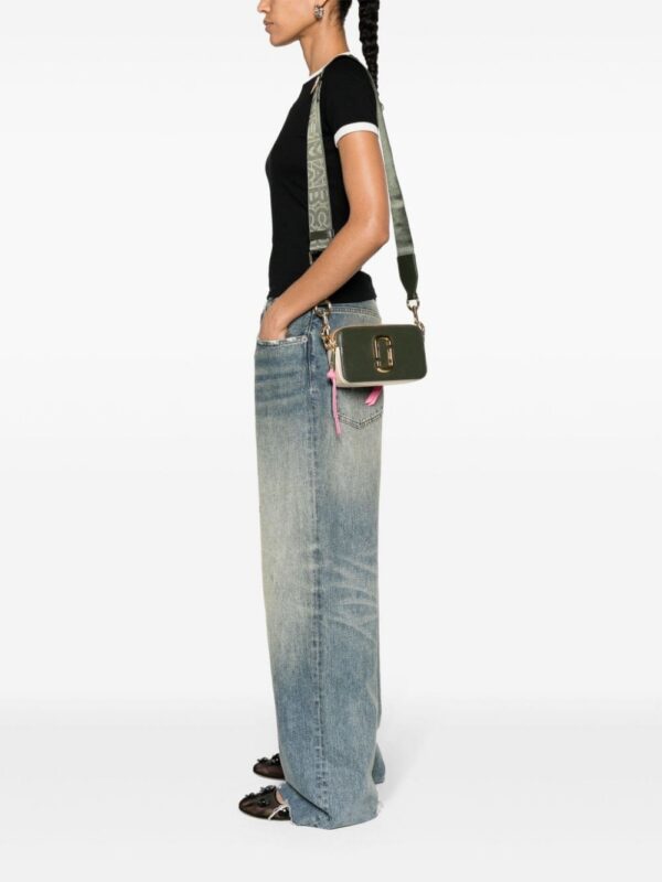 22877156_52960100_1000.jpg Marc Jacobs The Leather Snapshot crossbody bag