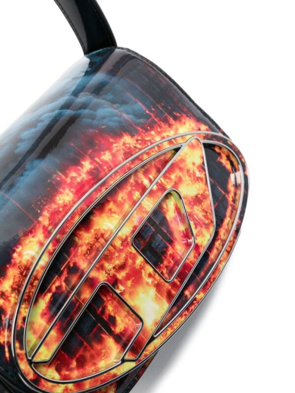 22892593_52987944_1000.jpg Diesel DIESEL 1DR POLY FLAME PRINT SHOULDER BAG
