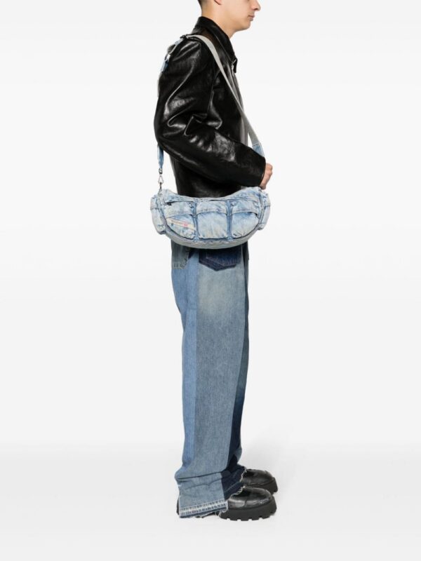 22935911_53058222_1000.jpg Diesel Re-Edition Travel 3000 denim shoulder bag
