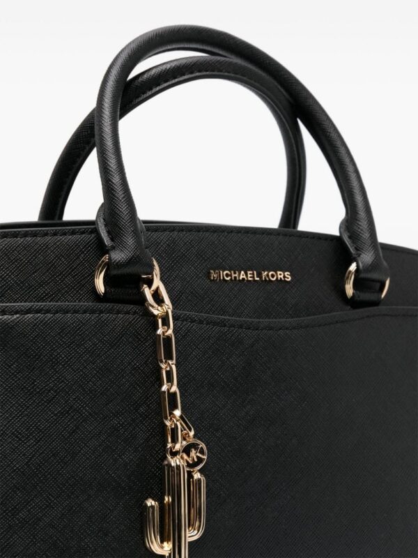 23094386_53262399_1000.jpg Michael Kors Selma leather tote bag