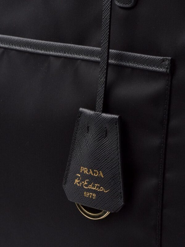 23244660_53297383_1000.jpg Prada large Re-Edition 1978 tote bag