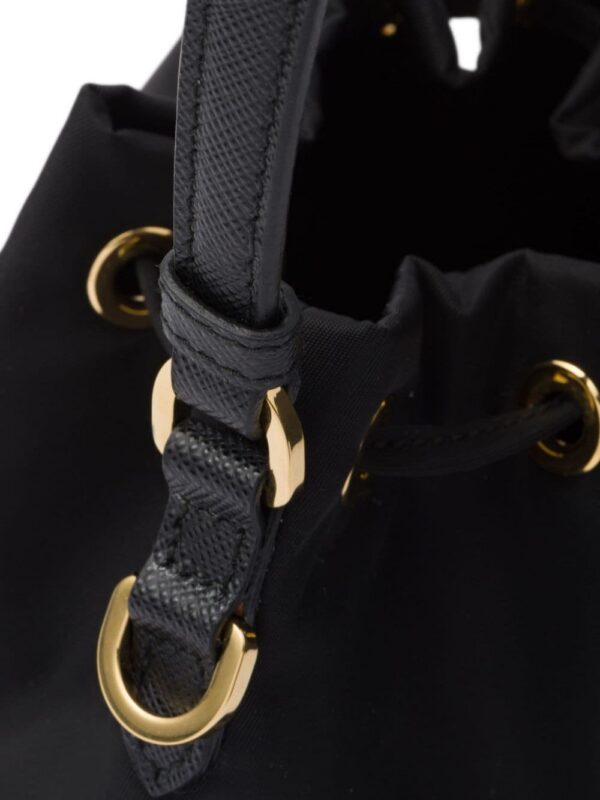 23245227_53296140_1000.jpg Prada Re-Edition 1978 bucket bag