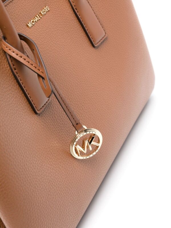 23287407_53422794_1000.jpg Michael Kors large Ruthie leather tote bag