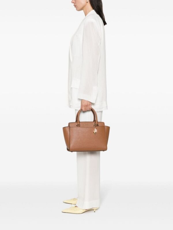 23349365_53423475_1000.jpg Michael Kors logo-lettering tote bag