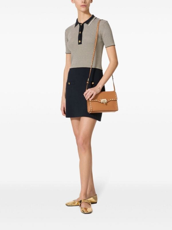 23445539_53570213_1000.jpg Valentino Garavani Rockstud leather shoulder bag