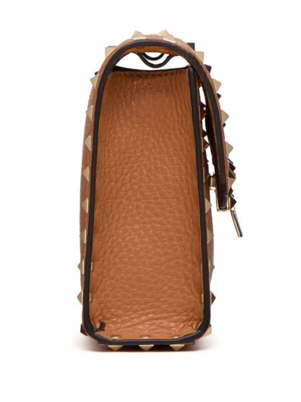 23445539_53570225_1000.jpg Valentino Garavani Rockstud leather shoulder bag