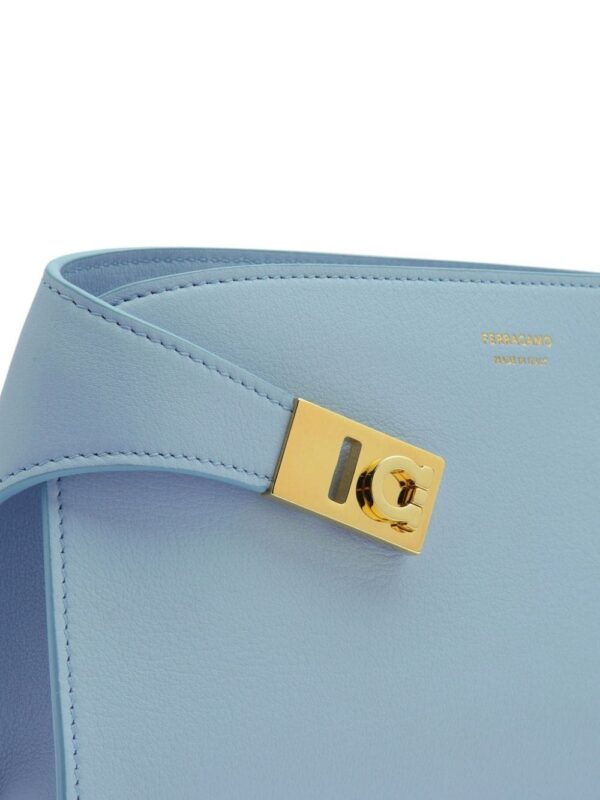 23496667_53714514_1000.jpg Ferragamo mini Hug cross body bag