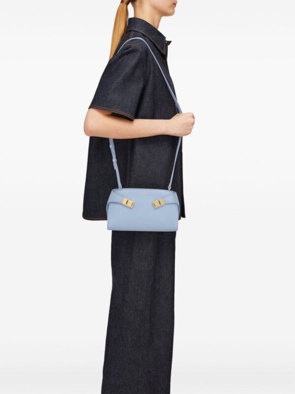 23496667_53714519_1000.jpg Ferragamo mini Hug cross body bag