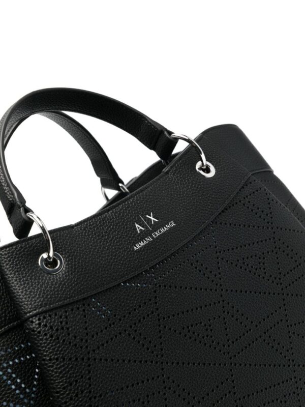 23622897_53585688_1000.jpg Armani Exchange debossed-logo tote bag