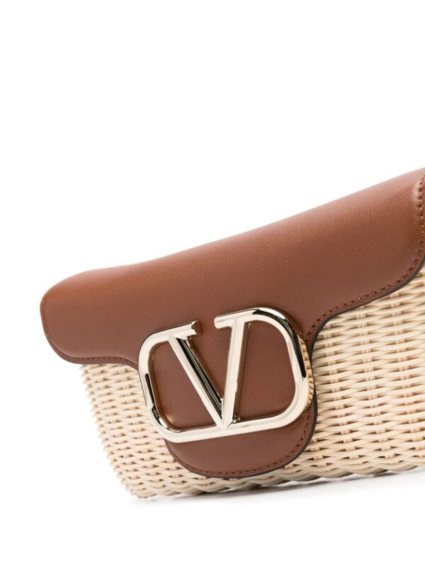 23733268_53705323_1000.jpg Valentino Garavani VLogo Signature crossbody bag
