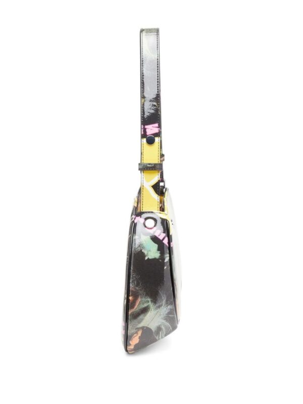 23742486_53657894_1000.jpg Diesel Play graphic-print shoulder bag