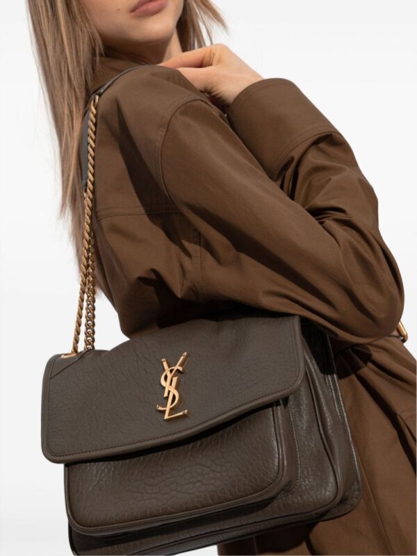 23775143_53782366_1000.jpg Saint Laurent Niki logo-plaque leather shoulder bag