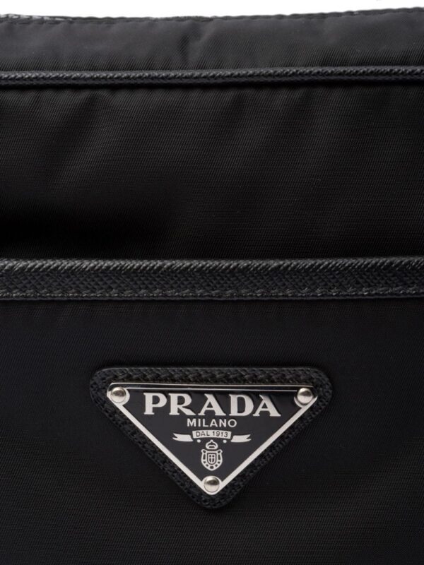 23861653_53865628_1000.jpg Prada logo-plaque messenger bag