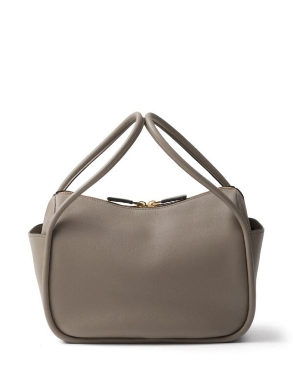 23897386_53955999_1000.jpg Prada logo-plaque leather tote bag
