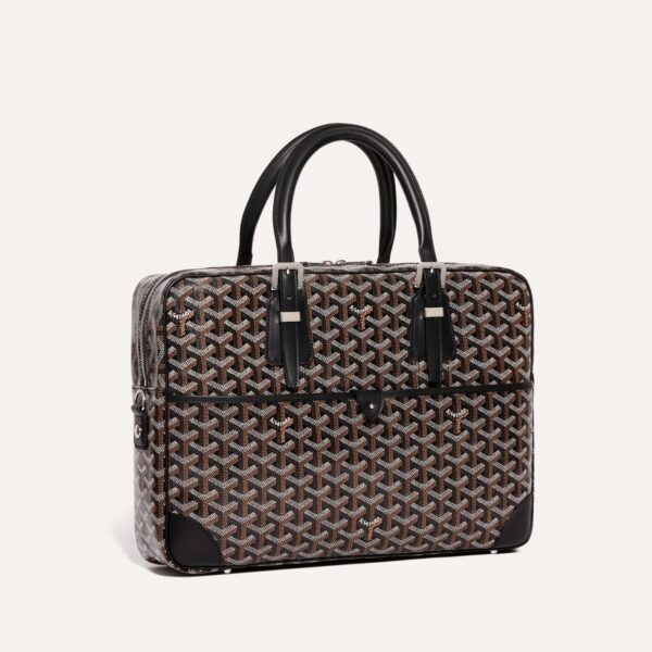 AMBAS2MMLTY01CL01P_1_trois_quarts_af18.jpg Goyard Ambassade MM Document Case