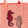 DESKTOP-EDITION-LIMITEE-CATALOGUE-DROITE-BAS.jpg Goyard Anjou PM Seahorse Embroidery