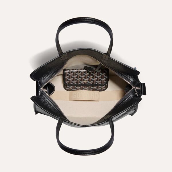 HARDY2PMLTY01CG01P_4_plongee_e46f_57866880-4546-4bc1-a0c5-d8a5e6107b12.jpg Goyard Hardy PM Bag