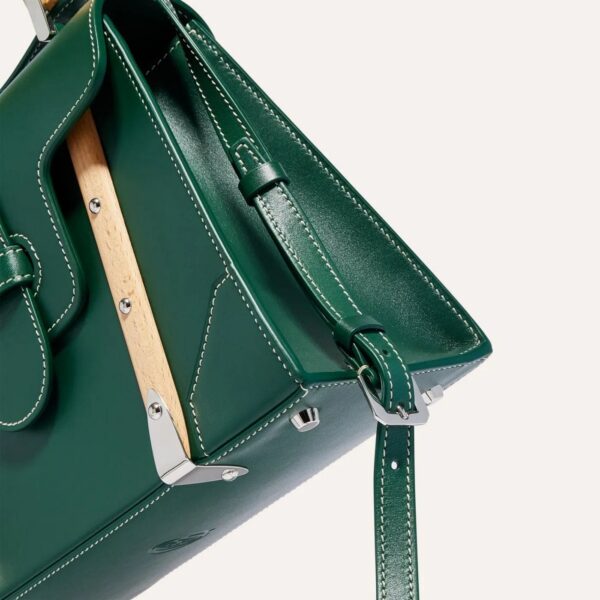 SAIGOBPMLCL09CL09P_5_detail_f66f.jpg Goyard Saïgon PM Bag