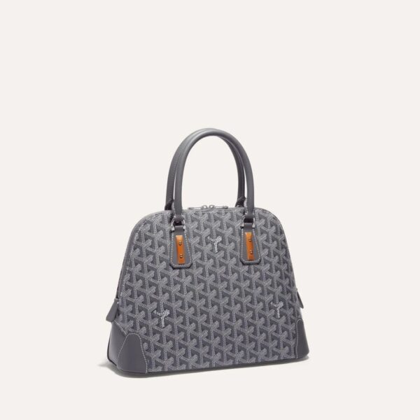 VENDO2PMLTY51CL51P_1_trois_quarts_8558.jpg Goyard Vendôme PM Bag