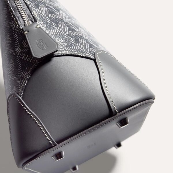 VENDO2PMLTY51CL51P_5_detail_ef28.jpg Goyard Vendôme PM Bag