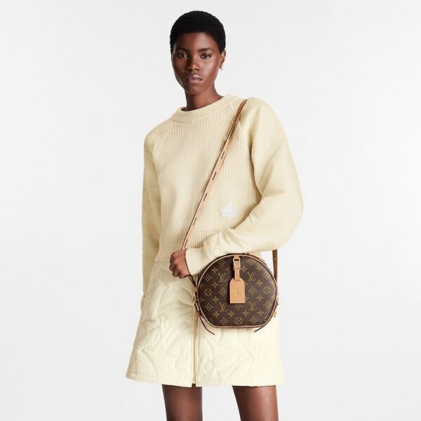 louis-vuitton-boite-chapeau-souple-mm-monogram-handbags-M45647_PM1_Wornview.jpg Louis Vuitton Mini Boite Chapeau