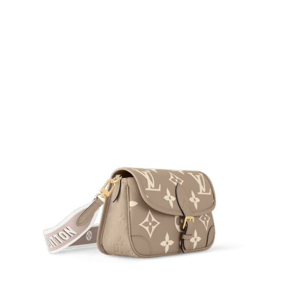 louis-vuitton-diane-bicolor-monogram-empreinte-leather-handbags-M46583_PM1_Sideview.png Louis Vuitton Diane