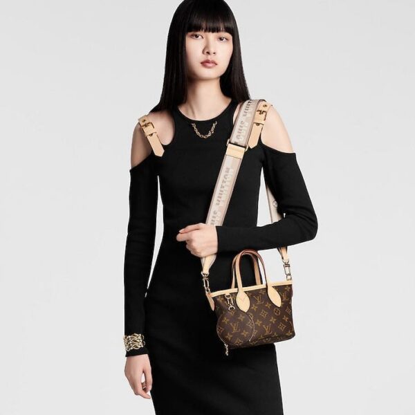 louis-vuitton-neverfull-bb-monogram-handbags-M46705_PM1_Croppedwornview.jpg Louis Vuitton Neverfull MM