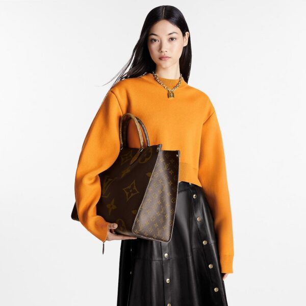 louis-vuitton-onthego-gm-monogram-handbags-M45320_PM1_Croppedwornview_1.jpg Louis Vuitton OnTheGo PM