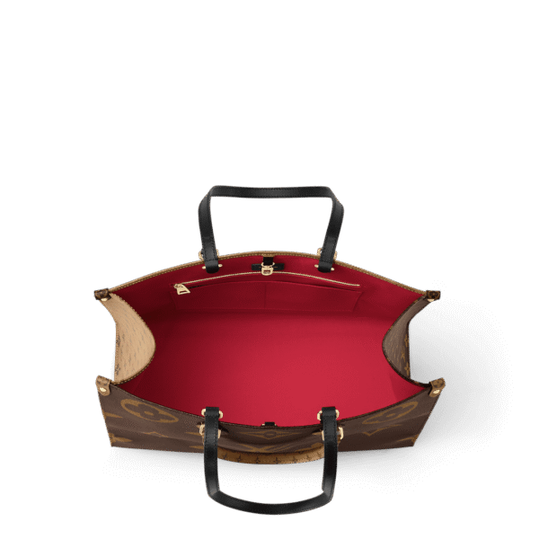 louis-vuitton-onthego-gm-monogram-handbags-M45320_PM1_Interiorview_2.png Louis Vuitton OnTheGo PM