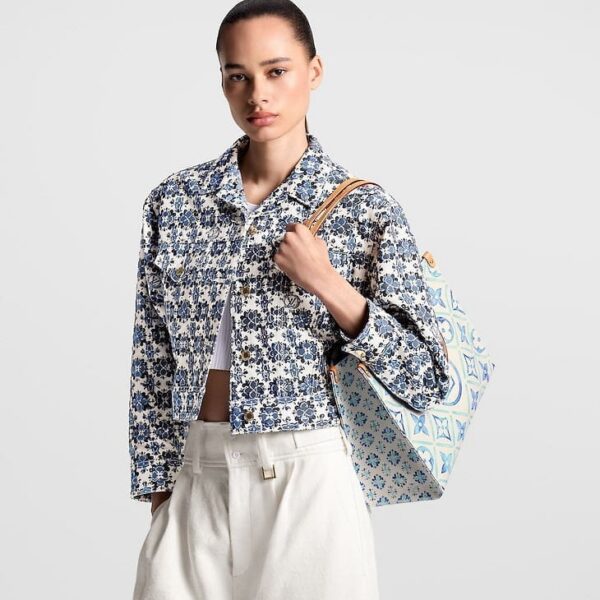 louis-vuitton-onthego-mm-other-monogram-canvas-handbags-M11262_PM1_Wornview_1.jpg Louis Vuitton OnTheGo MM