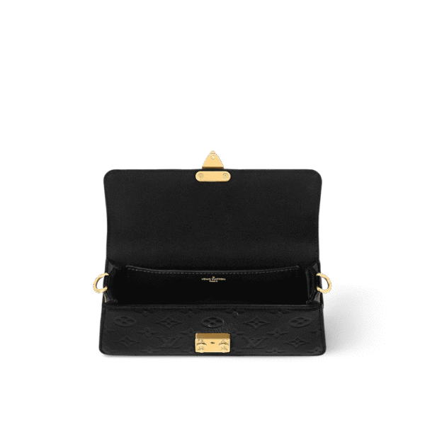 louis-vuitton-wallet-on-chain-metis-monogram-empreinte-wallets-and-small-leather-goods-M82637_PM1_Interiorview.png Louis Vuitton Wallet On Chain Métis