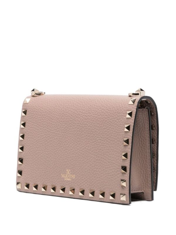 21028380_51383073_1000.jpg Valentino Garavani Rockstud leather crossbody bag