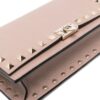 21028380_51383090_1000.jpg Valentino Garavani Rockstud leather crossbody bag