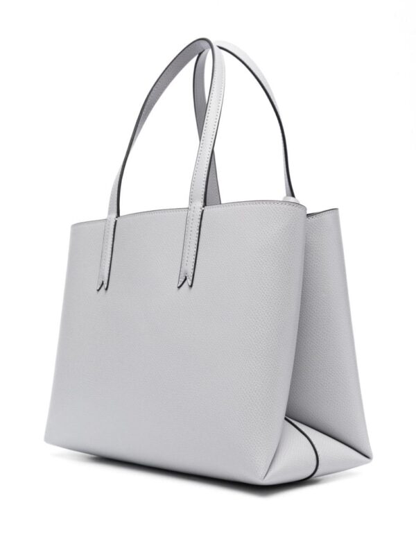 21030361_51182869_1000.jpg Emporio Armani logo-stamp grained tote bag