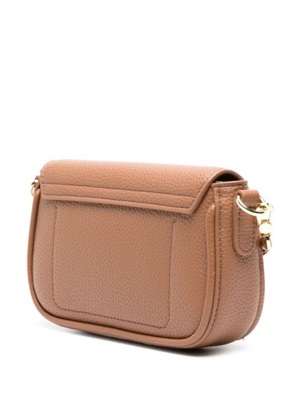 21031301_51597300_1000.jpg Emporio Armani logo-lettering pebbled crossbody bag