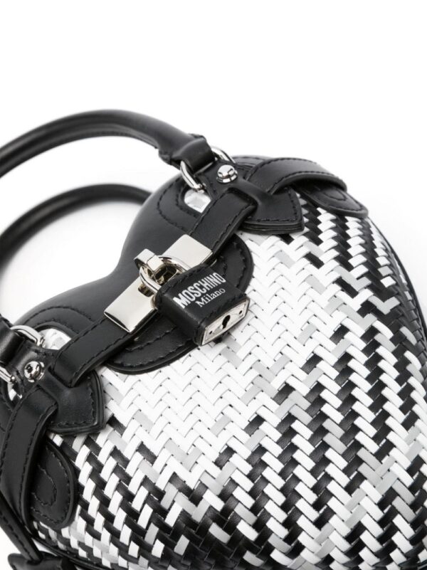 21272228_51225259_1000.jpg Moschino heart-shaped woven mini bag
